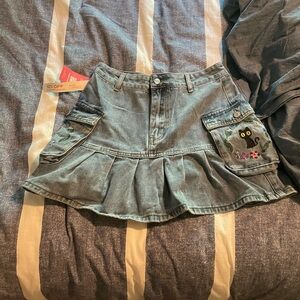 ROMWE Cat and Floral Embroidered Cargo Denim Mini Skirt